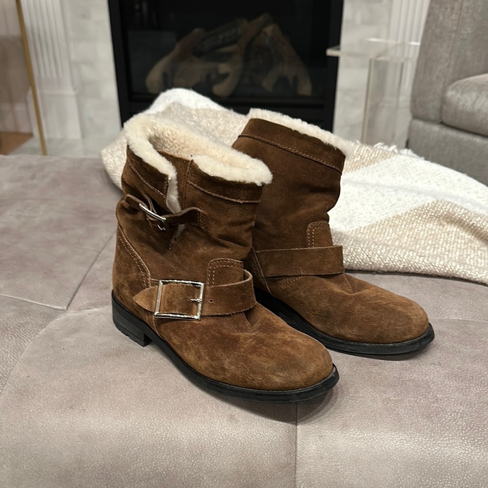 Brown Suede Shearling-Lined Boots